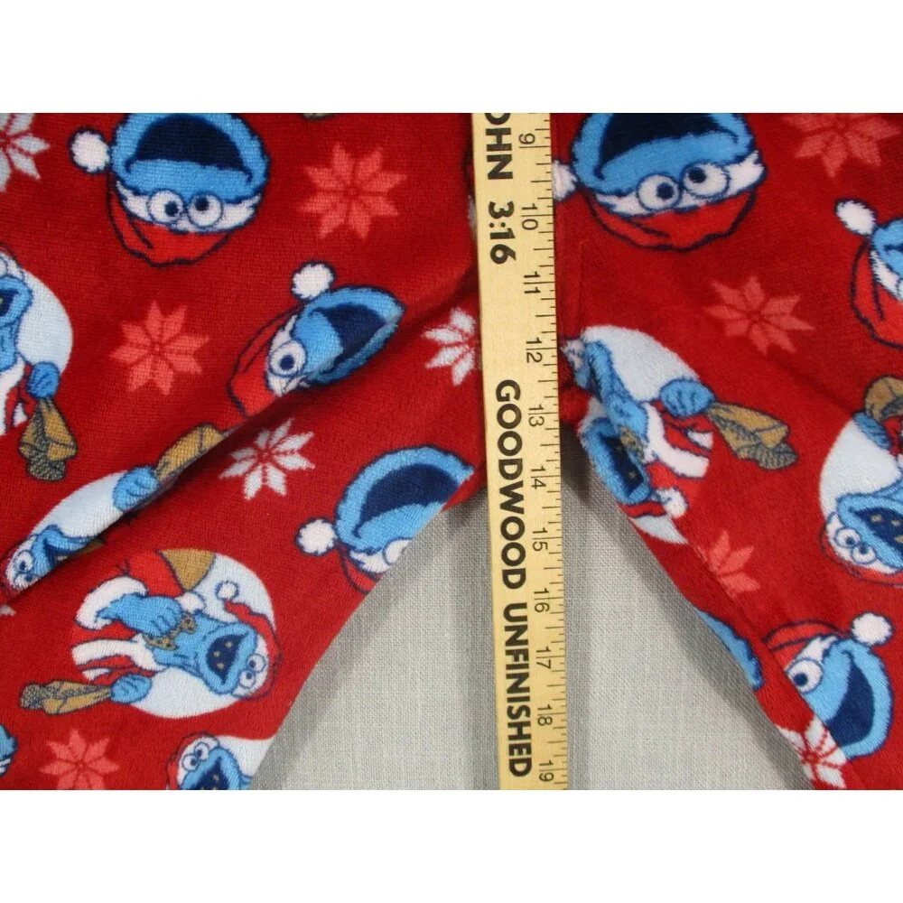 Sesame Street‎ Red Fleece Pajama Pants With Cookie Monster & Snowflakes Small